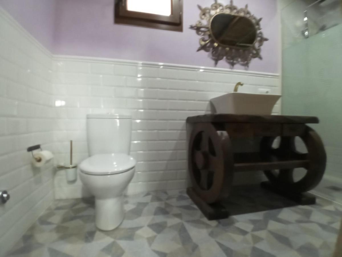 Hostal La Medina De Camponaraya Kültér fotó