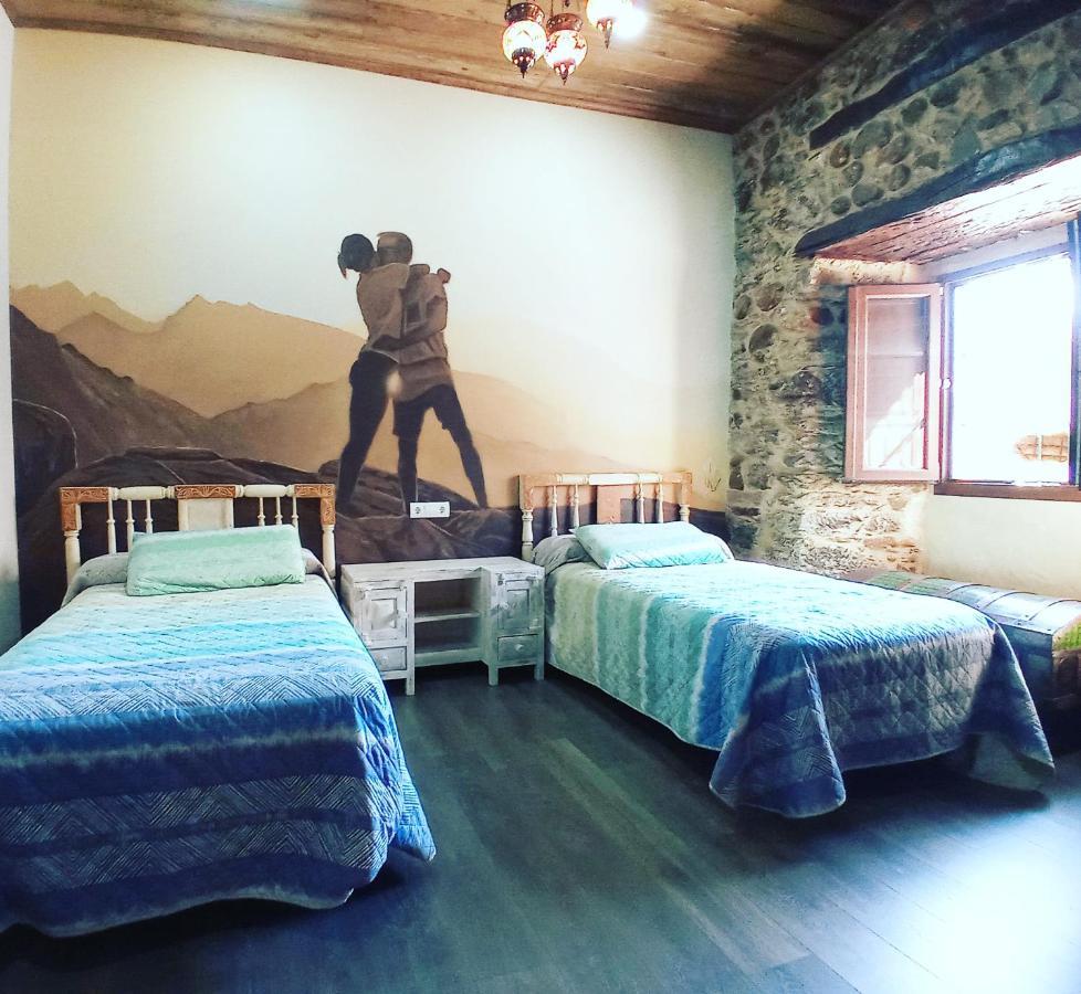 Hostal La Medina De Camponaraya Kültér fotó