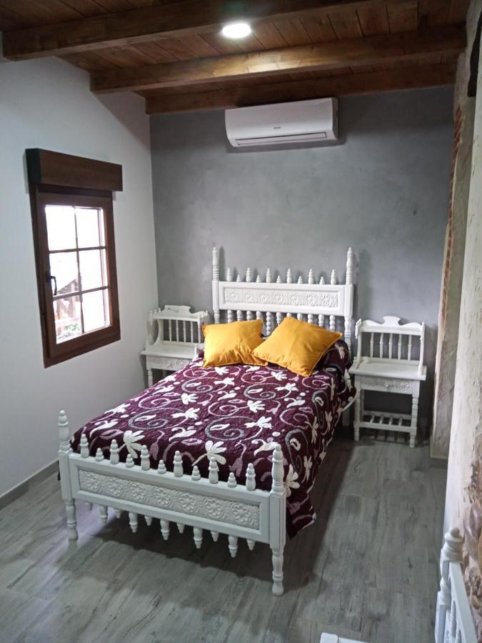 Hostal La Medina De Camponaraya Kültér fotó